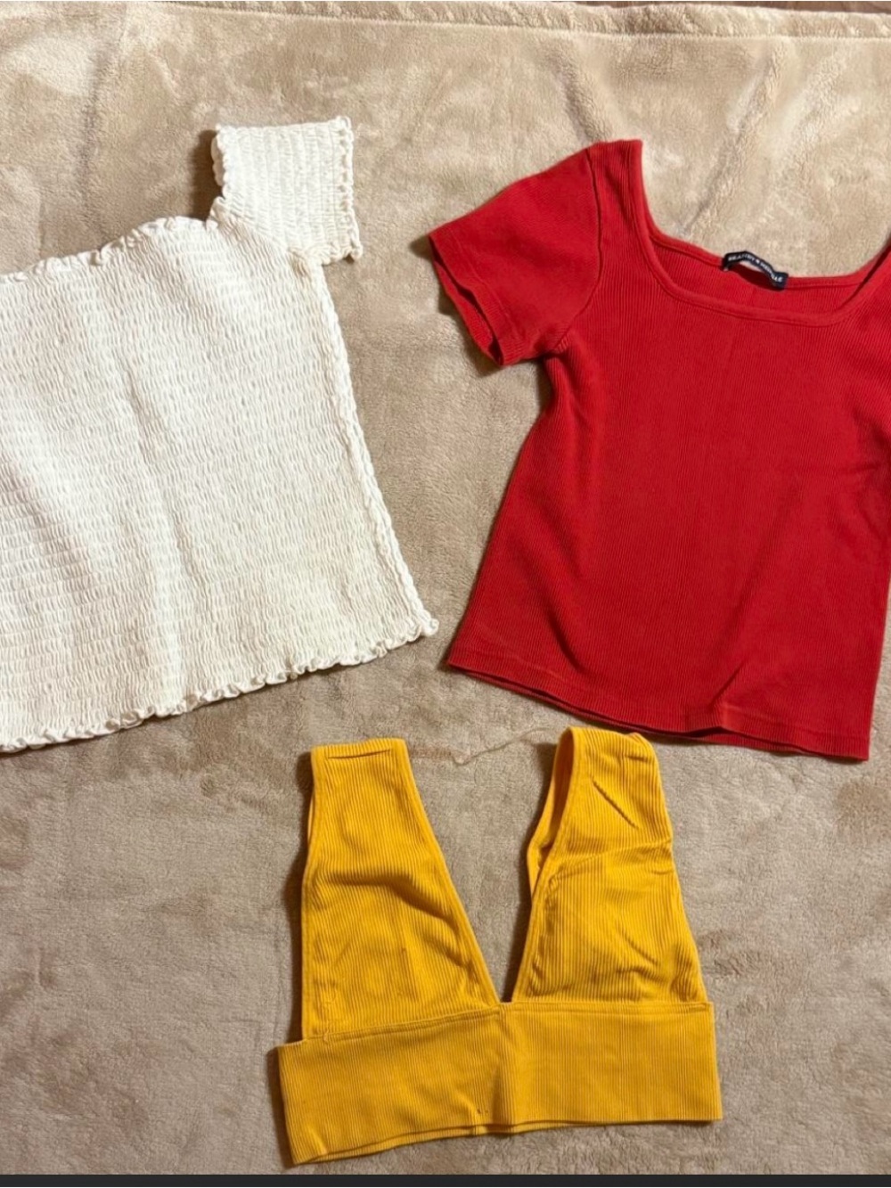 Brandy Melville Crop Top Bundle 3 Shirts